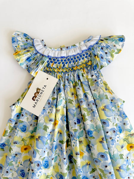 Jesucito bordado hecho a mano color azul estampado de flores para niña | CARPI