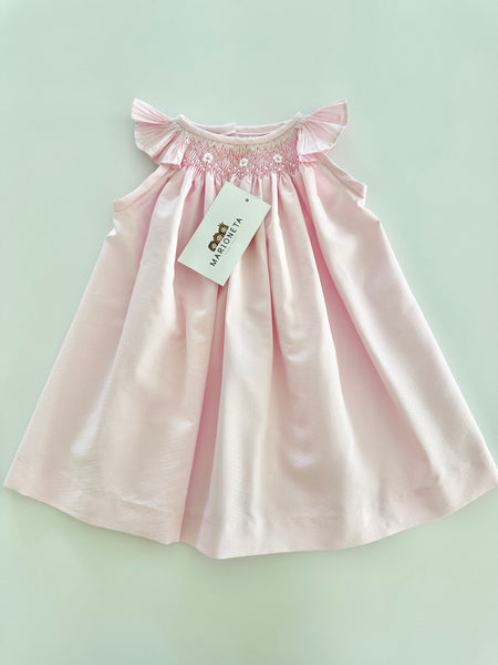 Vestido bordado hecho a mano jesucito color rosita con bordado blanco para bebe niña.
