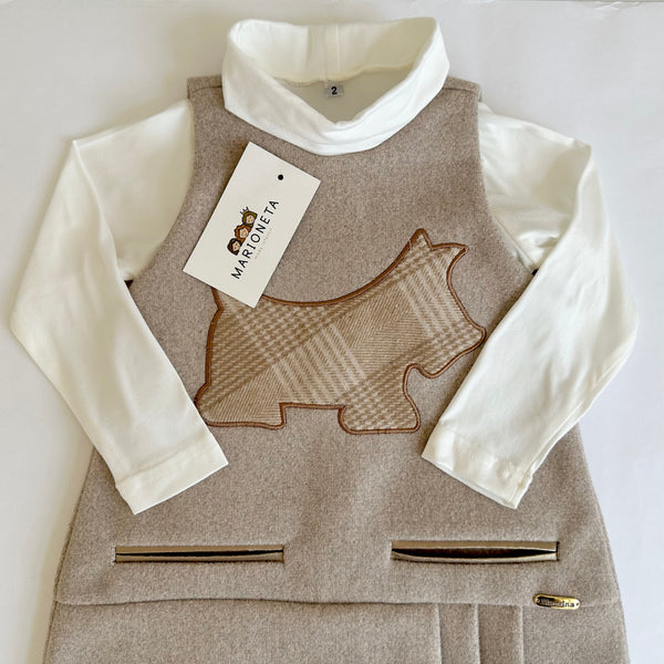 JUMPER BEIGE CON ESTAMPADO AL FRENTE Y BLUSA IVORY PARA NIÑA |