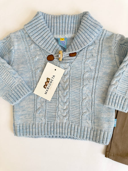 Conjunto dos piezas sueter azul cielo con pantalon caqui para bebe niño | mexicano