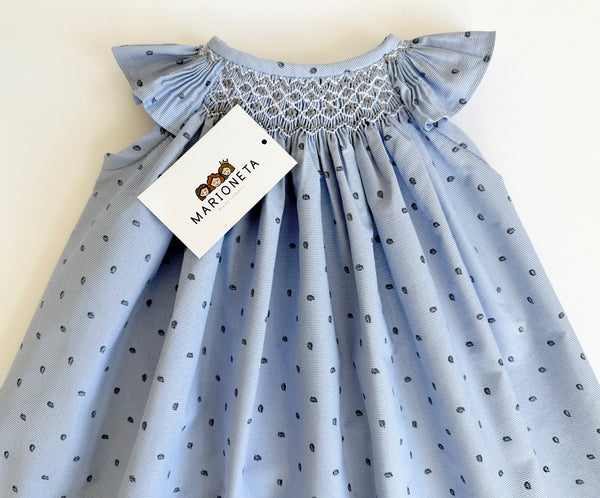 Vestido Jesuscito  bordado hecho a mano color azul estampado con hojitas marino para niña   |