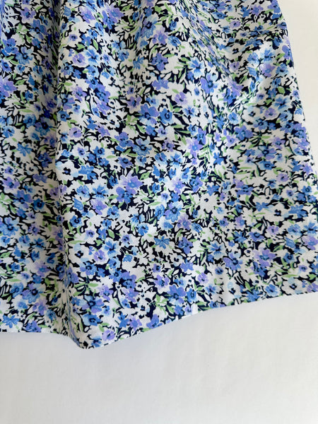 Vestido bordado hecho a mano jesucito color azul con flores para niña | CARPI