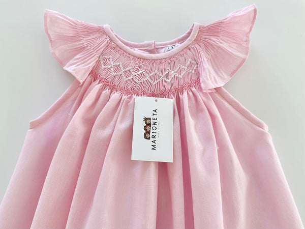 Vestido bordado jesucito hecho a mano color rosita para niña |
