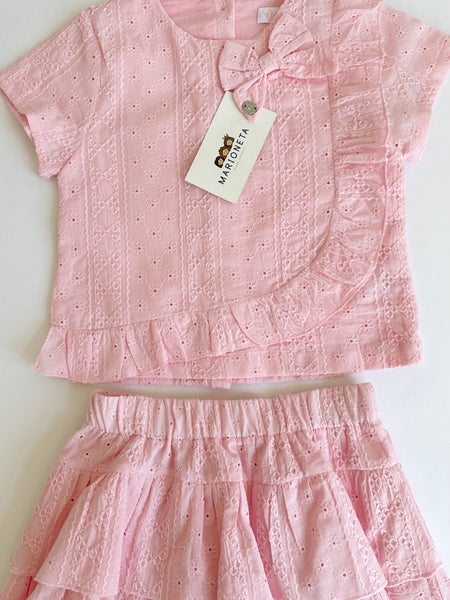 Conjunto dos piezas falda de olanes y blusa rosa para niña | mexicano