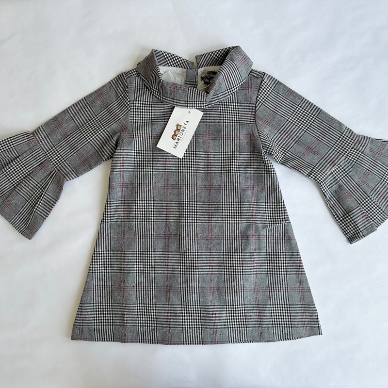 Vestido cuadros gris con tinto con adorno de pompon al frente para niña | Dadati