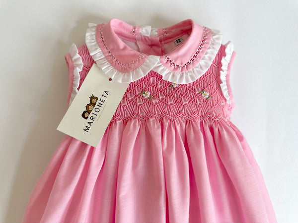 Vestido bordado hecho  mano color rosa con detalle en el cuello  para niña | CARPI