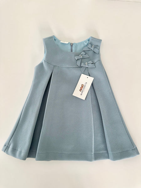 Vestido  color azul  y lazo al frente y juego de abrigo para niña |