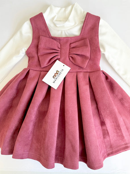 Jumper color rosa con efecto ante y playera ivory  con detalle de moño al frente para niña | mexicano