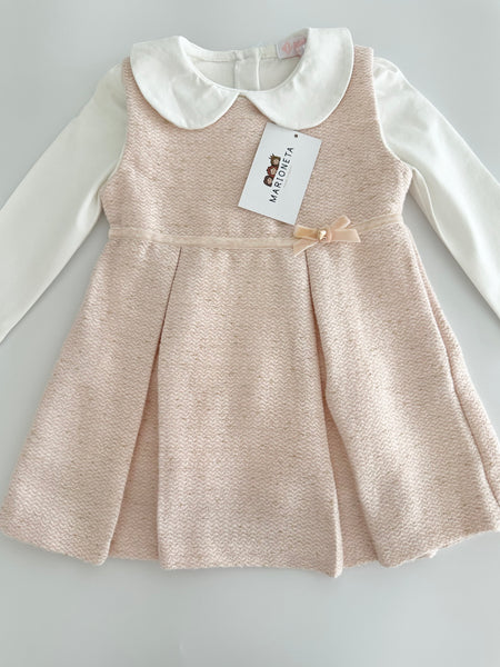 Conjunto dos piezas jumper rosita y playera ivory para bebe niña.