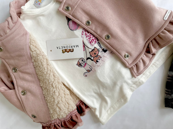 Conjunto tres piezas falda cuadros chaqueta con borrega rosa y playera ivory para niña | Mexicana lo lo