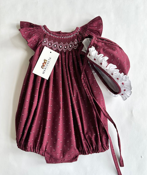 Pañalero con gorra bordado a mano color vino para bebe niña |  CARPI