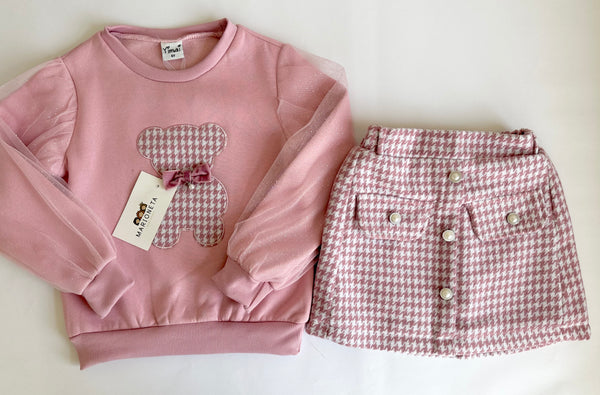 Conjunto dos piezas sudadera rosa con estampado de oso y falda vichi en rosa para niña