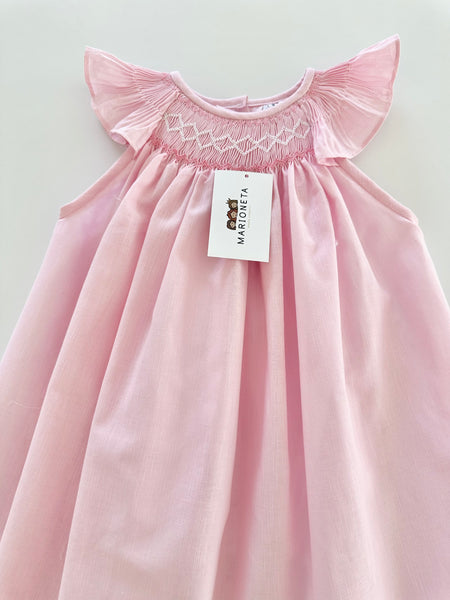 Vestido bordado jesucito hecho a mano color rosita para niña |