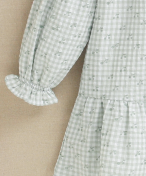 Vestido color  verde agua con cuadros vichy y estampado de cerezas, para niña | Dadati