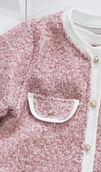 Conjunto tres piezas falda y saco color rosa y playera blanca para niña |