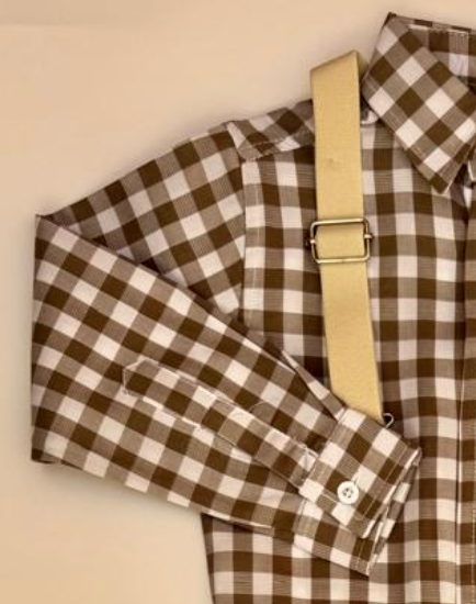 Conjunto dos piezas camisa a cuadros y pantalon caki con tirantes para niño | mexicano