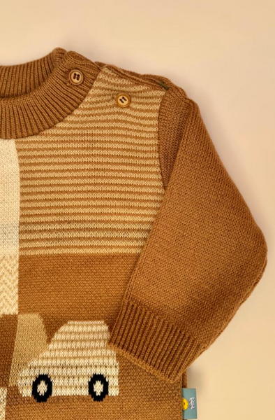 Conjunto dos piezas sueter marino o sueter caki con estampaado de carro y pantalon para bebe niño | mexicano