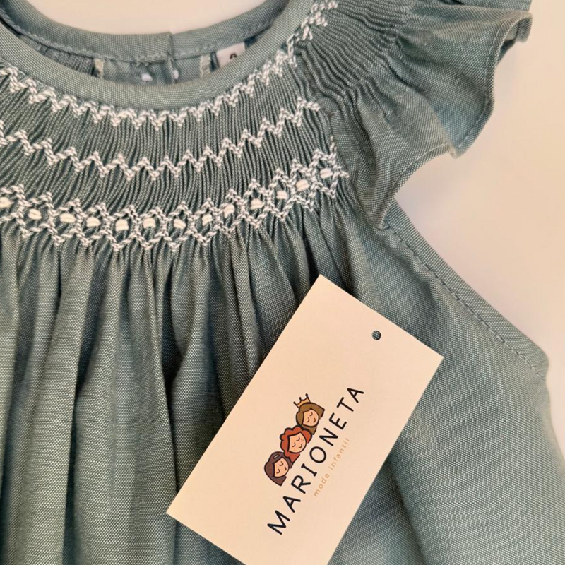 Vestido bordado  hecho a mano Jesucito color azul con bordado blanco para niña |