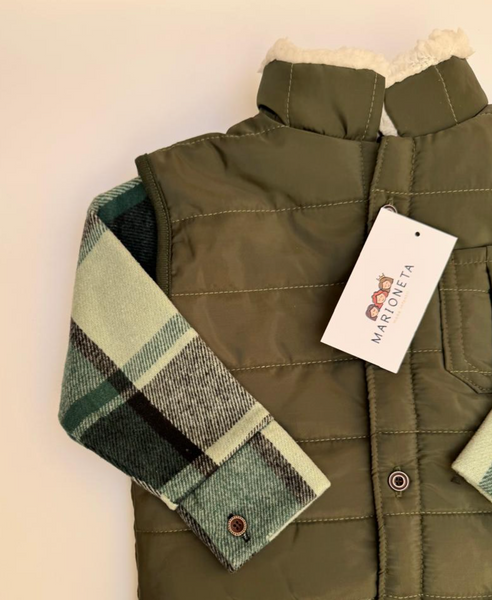 Conjunto tres piezas chaaleco negro o militar camisa a cuadros y pantalon para niño | mexicana