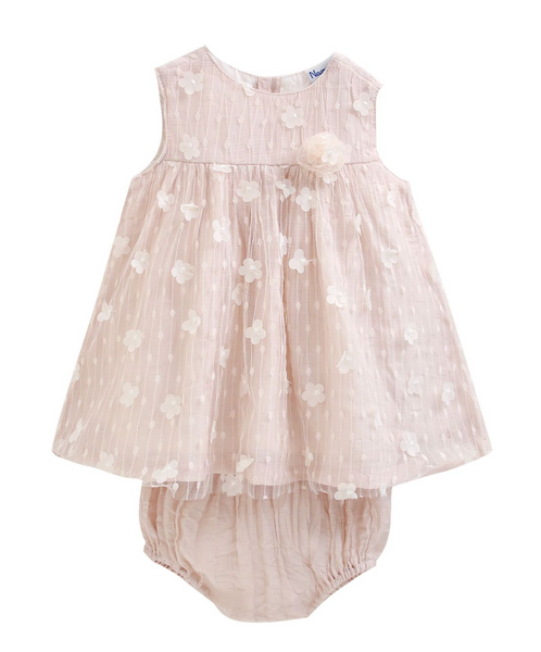 Vestido de ceremonia color rosita bajito con aplicaciones de florecitas, lleva braguita para bebe niña| NEWNESS