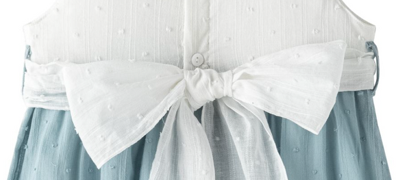 Vestido de ceremonia combiado blanco con azul y lazo por la parte de atras para niña | NEWNESS
