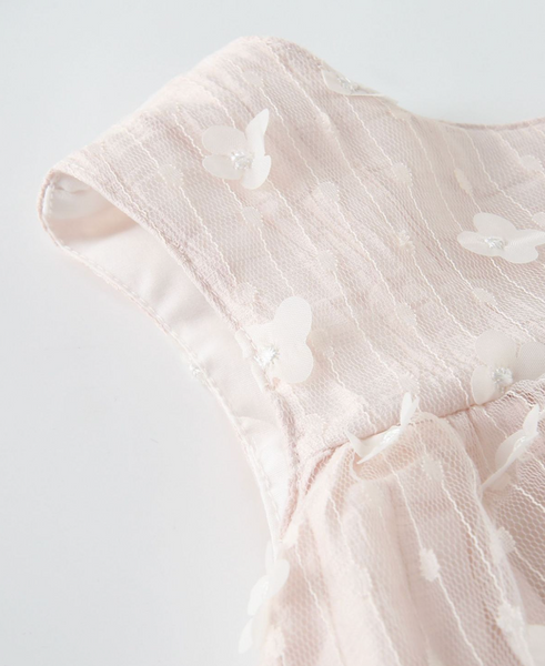 Vestido de fiesta color rosita bajito con aplicaciones de florecitas para niña | NEWNESS