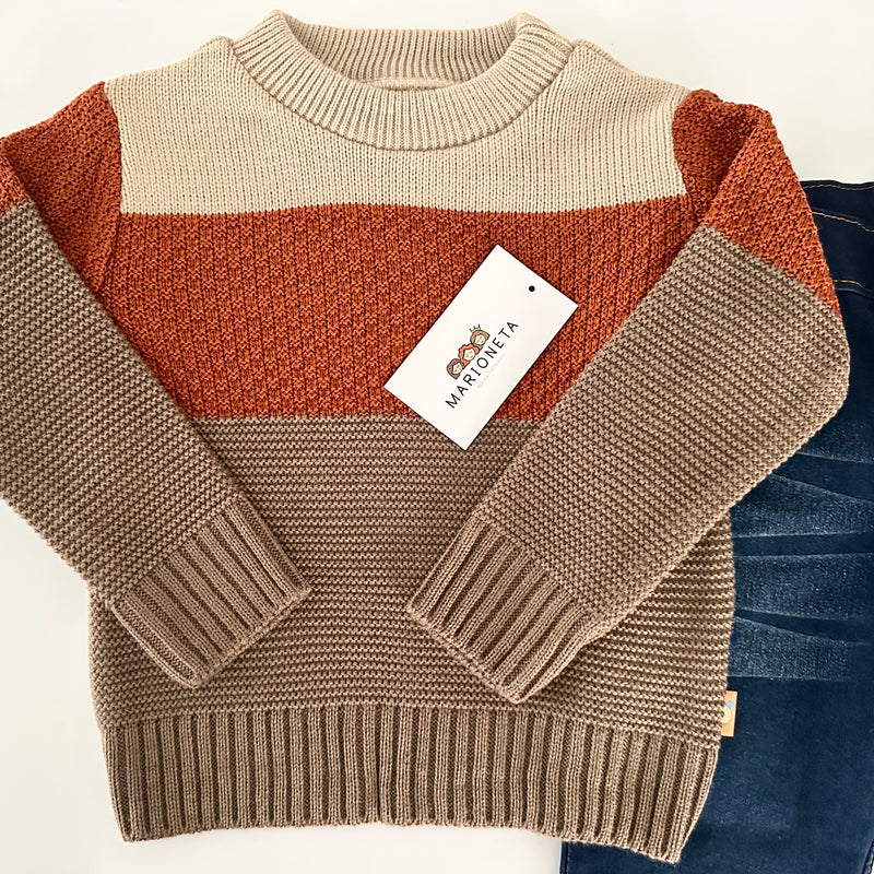 Conjunto dos piezas sueter cafe con franjas y pantalon mezclilla para niño | mexicano