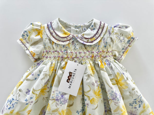 Vestido bordado hecho a mano floreado amarillo con lila para niña |
