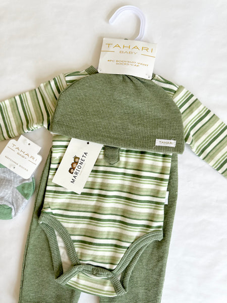 Conjunto cuatro piezas pañalero verde a rayas pantalon gorra y calcetin verde para bebe Niño