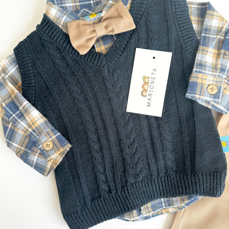 Conjunto tres piezas chaleco marino camisa a cuadro y pantalón caqui para bebe niño | mexicano