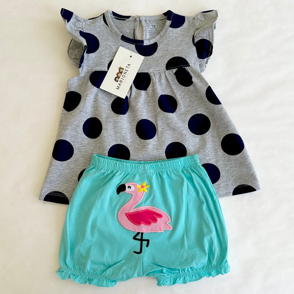 Conjunto dos piezas blusa gris con topos marino y short turquesa con estampado para bebe niña.