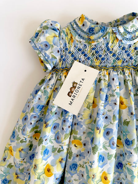 Vestido bordado con flores color azul con amarillo para niña marca CARPI