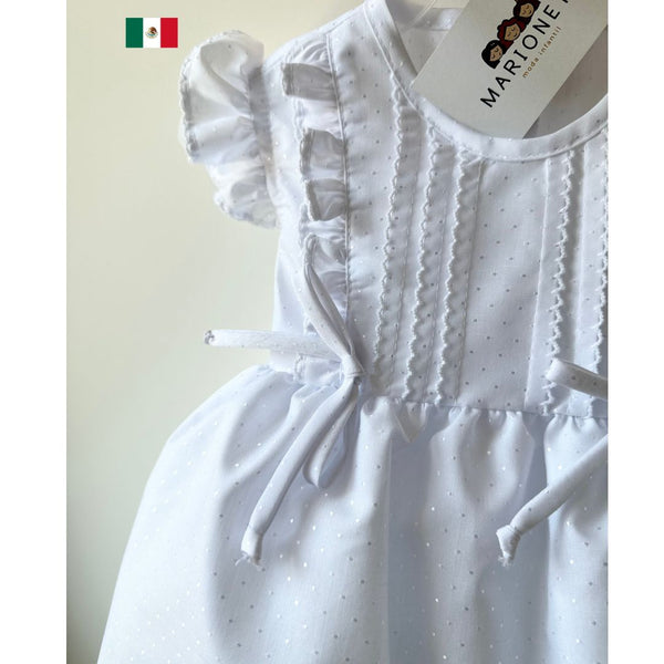 Vestido color blanco con detalles al  frente de lazos para niña | mexicana.