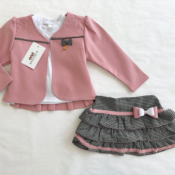 Conjunto tres piezas falda gallo, chaqueta rosa playera blanca para niña | mexicano lo