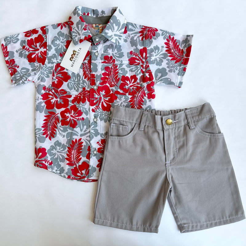 Conjunto dos piezas short gris y camisa floreada roja militar para niño | Mexicana