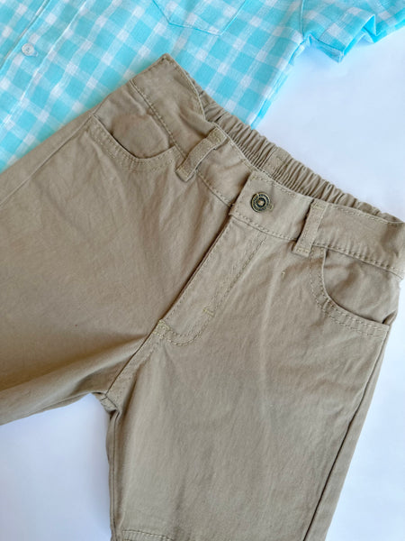 Conjunto de dos piezas short de gabardina beige  y camisa azul verde a  cuadros  para niño | MEXICANO