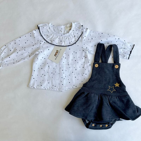 Jumper marino y blusa blanca con estampado de estrellas marino y volante al cuello para bebe niña | Dadati