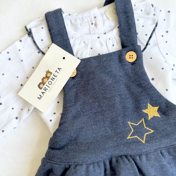 Jumper marino y blusa blanca con estampado de estrellas marino y volante al cuello para bebe niña | Dadati