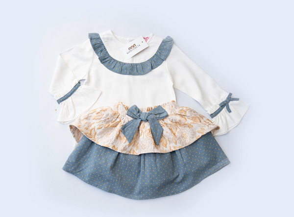 Conjunto dos piezas falda azul con faldon estampado oro y blusa blanca con detalles azules para niña | Newness