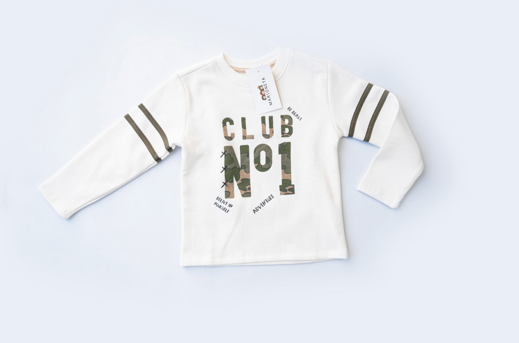 Playera  color beige con adornos al frente  para niño | Newness