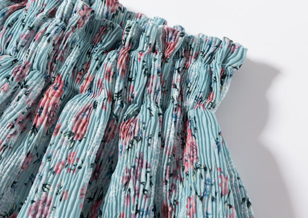 Conjunto de niña blusa blanca con volante estampado y falda estampada azul, para niña | Newness