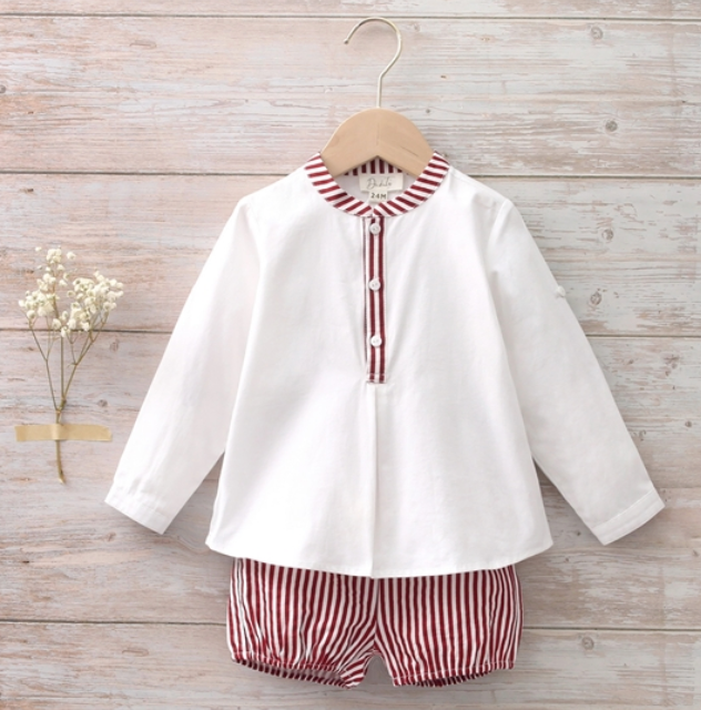 Conjunto dos piezas camisa blanca y pantalon corto a rayas granate para bebe niño | Dadati