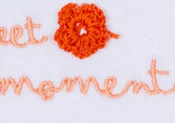 Vestido de manga corta en voile color blanco con estampado naranja para bebe niña | LOSAN