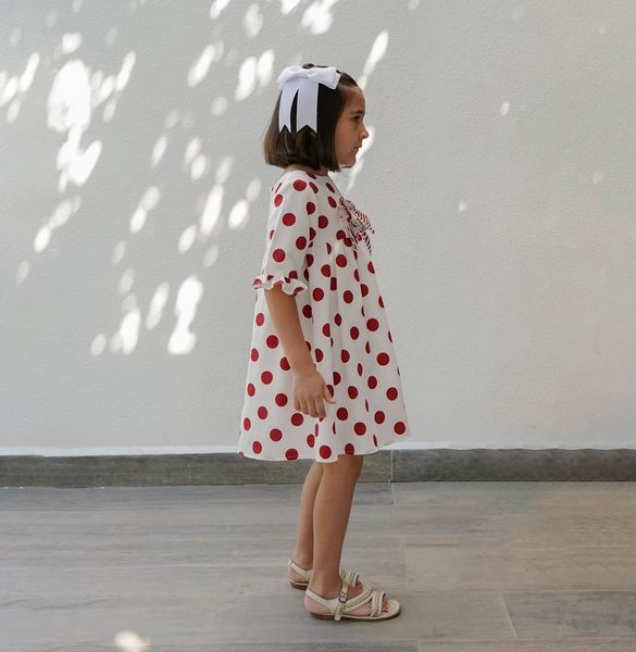 Vestido color blanco con topos granate con detalle en mangas para niña | Dadti