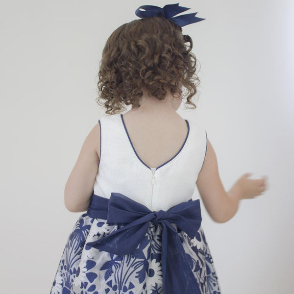 Vestido color azul con flores para niña| Newness