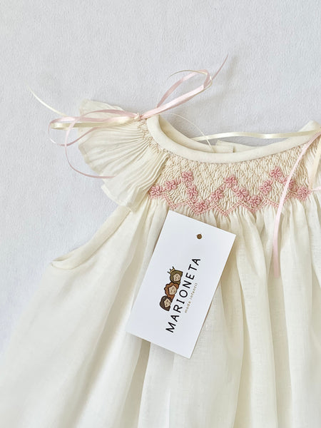 Vestido bordado color beige  para niña| Carpi