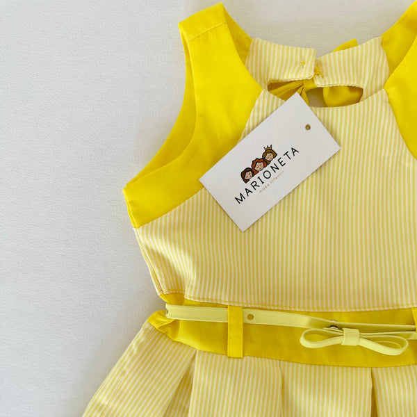 Vestido color amarillo con morral para niña | mexicana